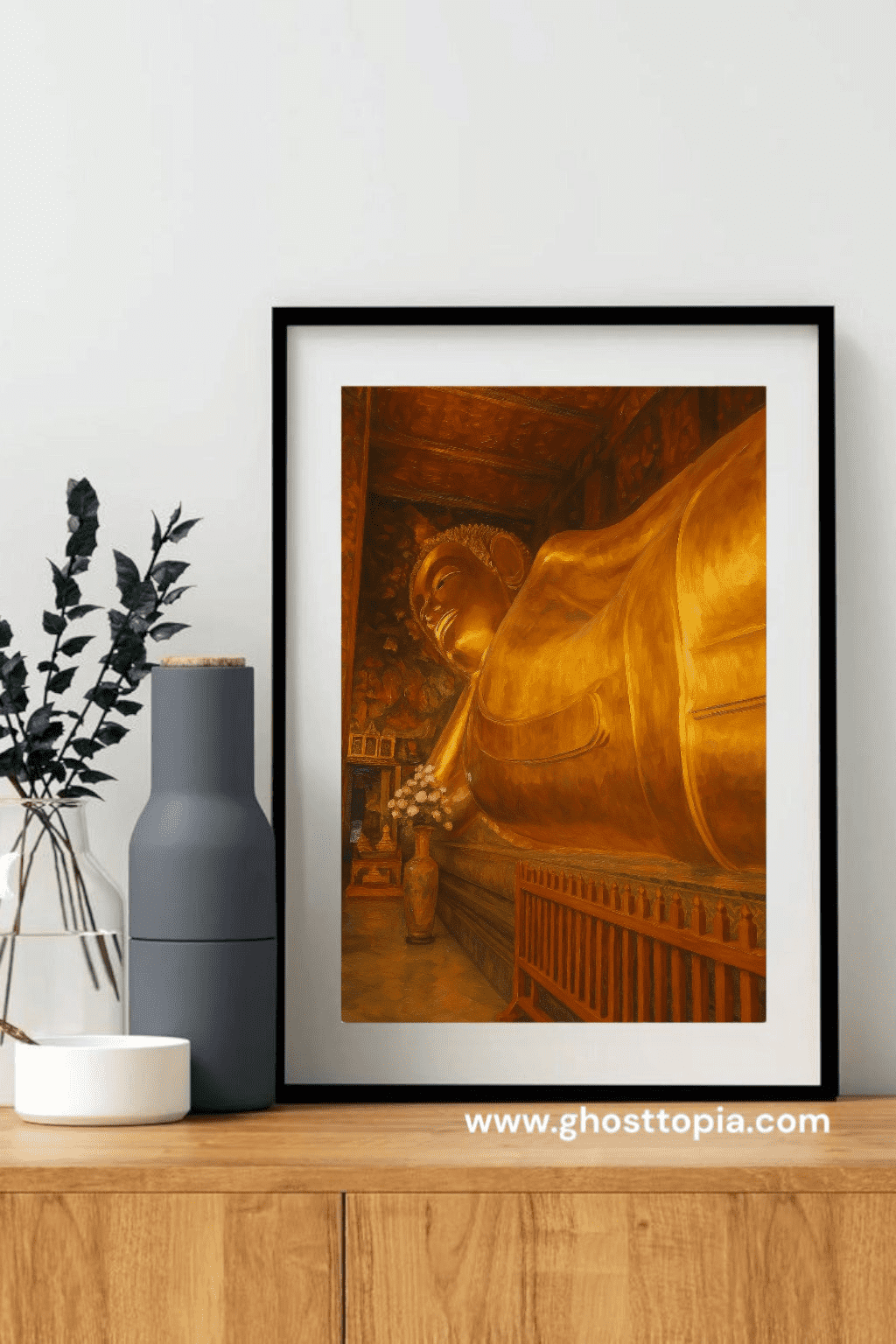 golden-stillness-ghosttopia-art-Wat Pho (1)